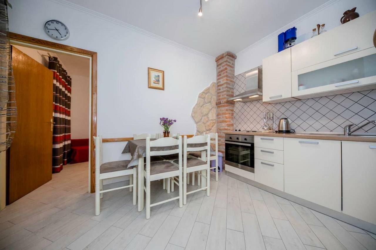 Apartman Marcela Palit Bagian luar foto