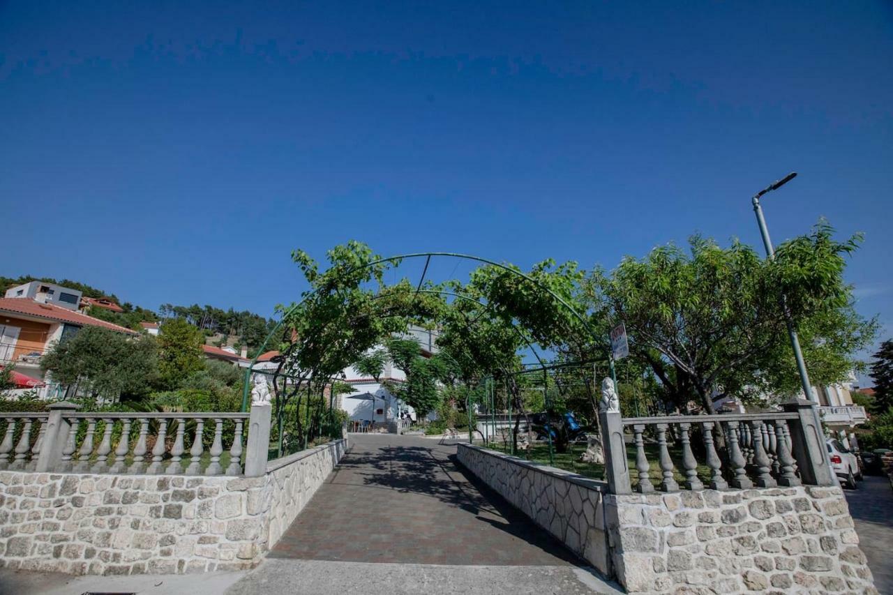 Apartman Marcela Palit Bagian luar foto